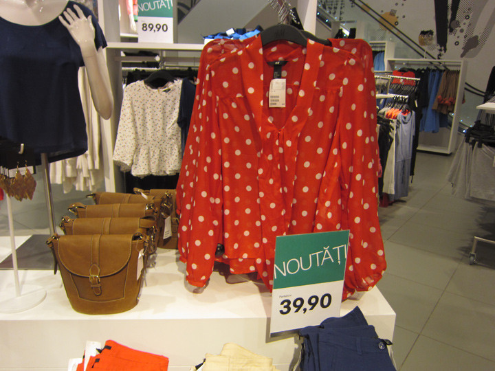 New collections - 2012 @ H&M Dots