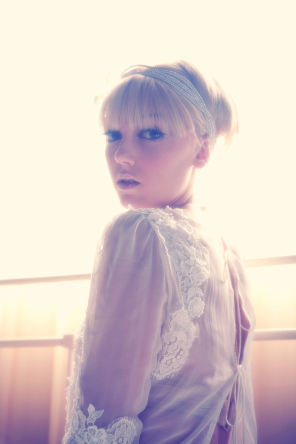 Beauty / Pictorial via Fashion Served - 22