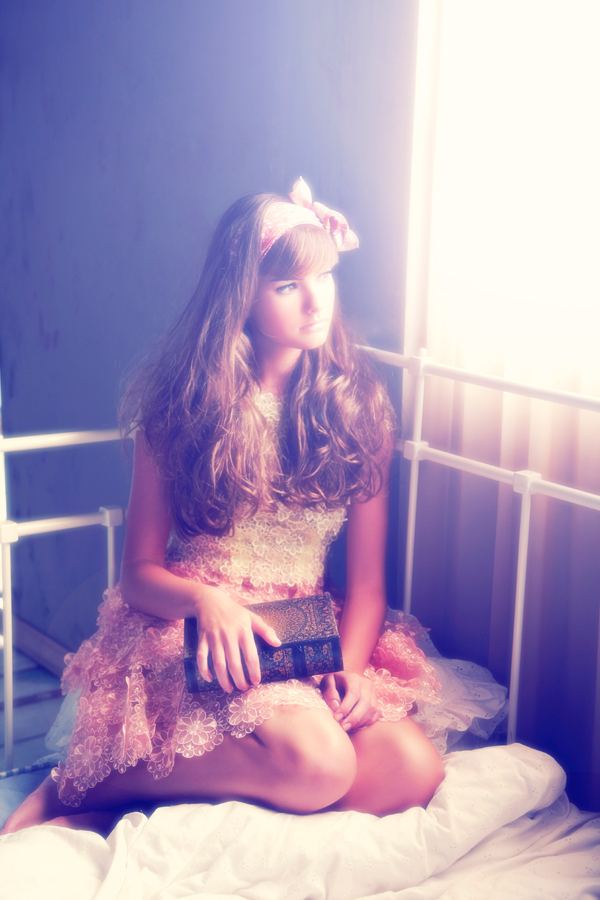 Beauty / Pictorial via Fashion Served - 1
