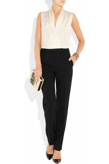 Tinuta seara Net-a-Porter - Rochie bej - clutch Olivia Le-Tan