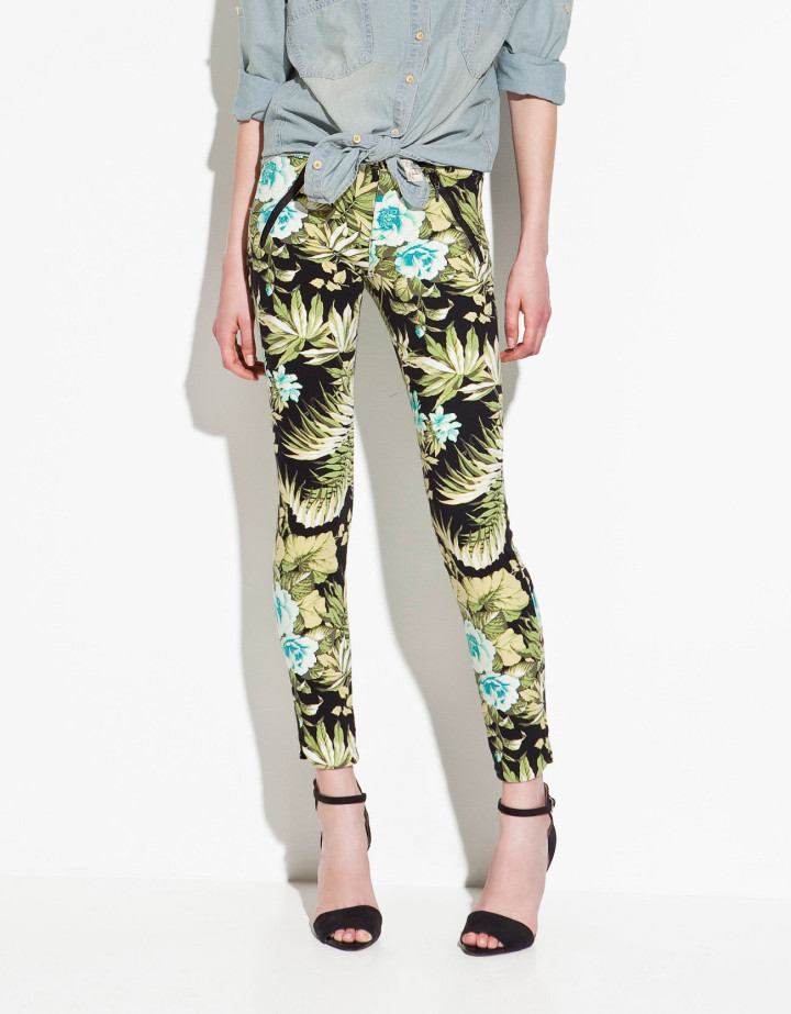 Printed Jeans - Zara