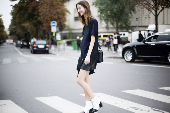 Black and white shoes - Paris Fashion Week Streetstyle looks