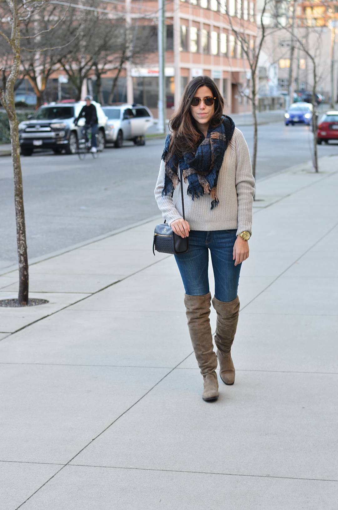 Winter-over-the-knee-boots-outfits